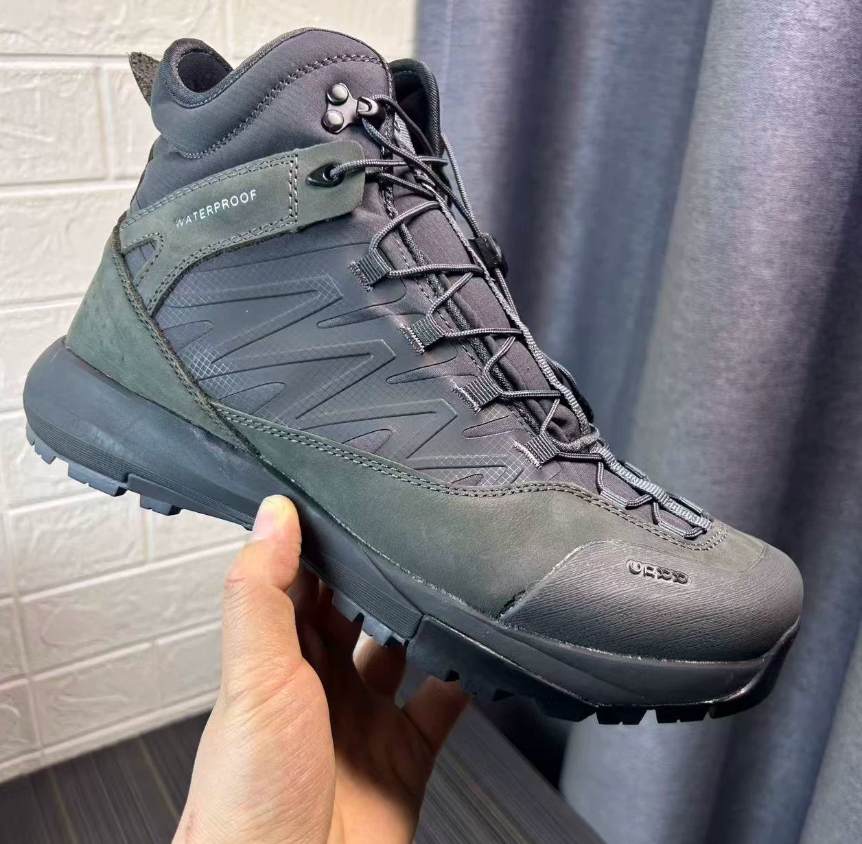 Streetwear Brand Luxury - High Top Hiking Leather Shoes Men