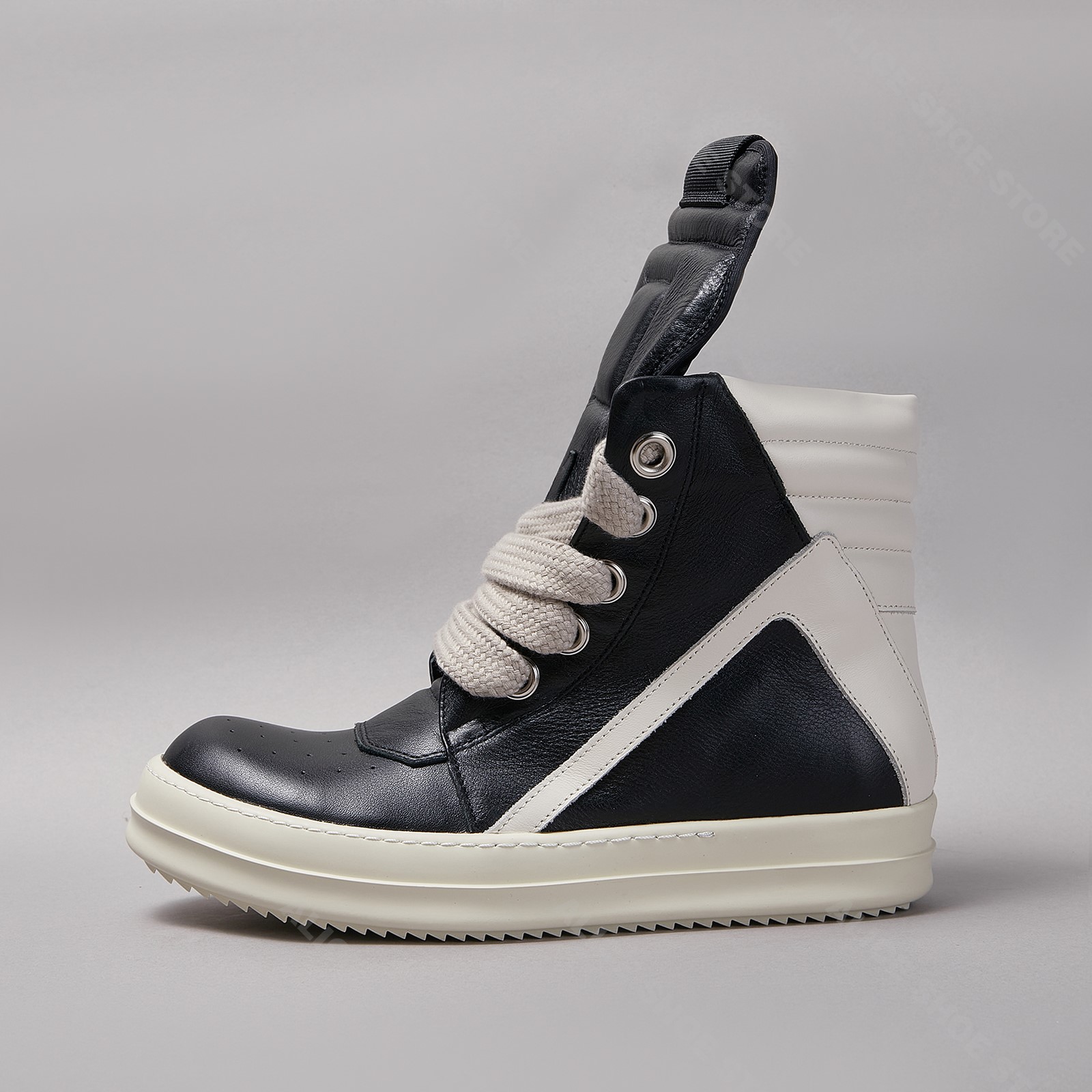 Brand Classic Casual Men Shoe  - Streetwear Brand Luxury ulasan dan harga