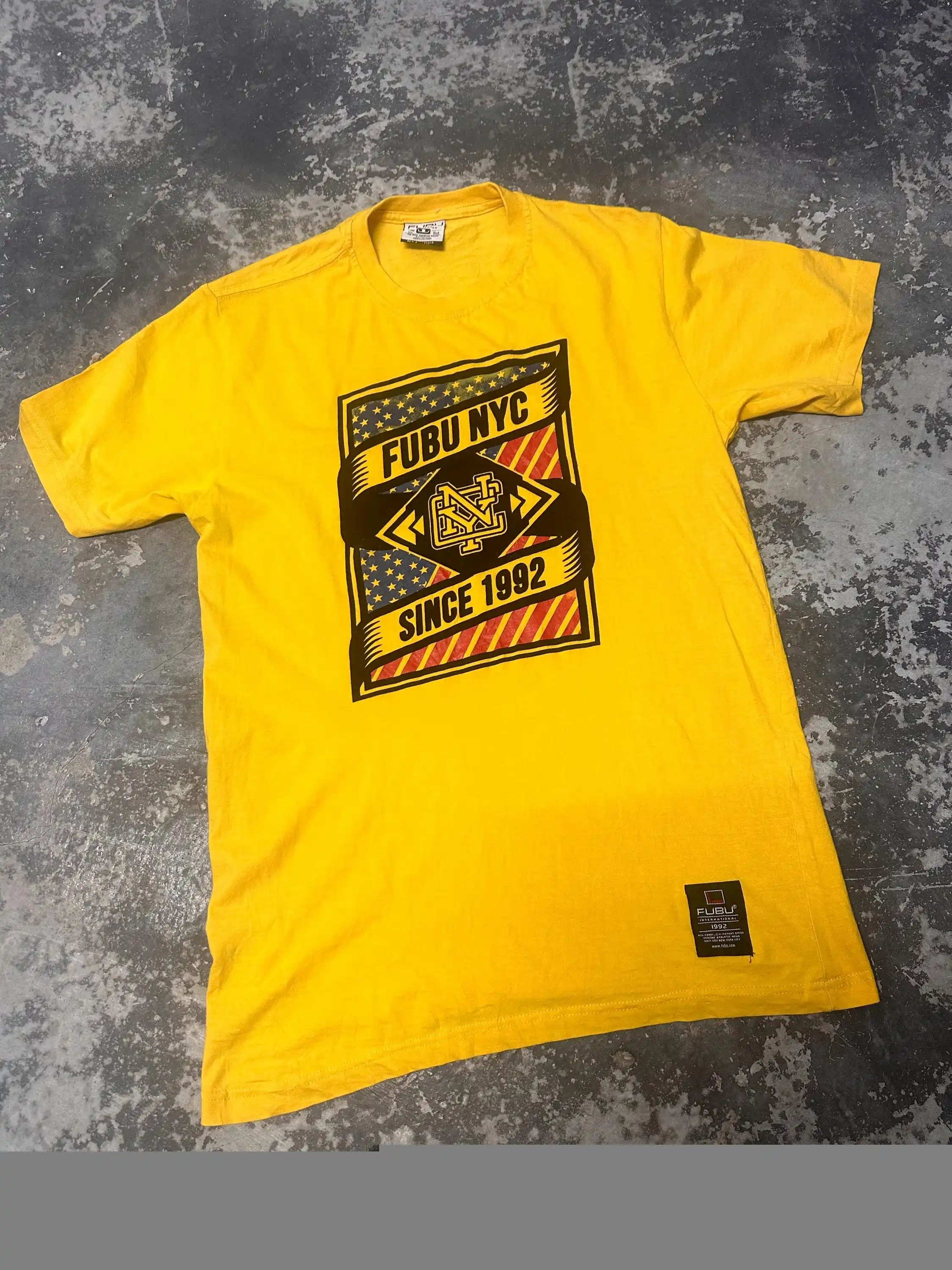 Vintage Fubu New York T shir S - Streetwear Brand New York ulasan dan harga