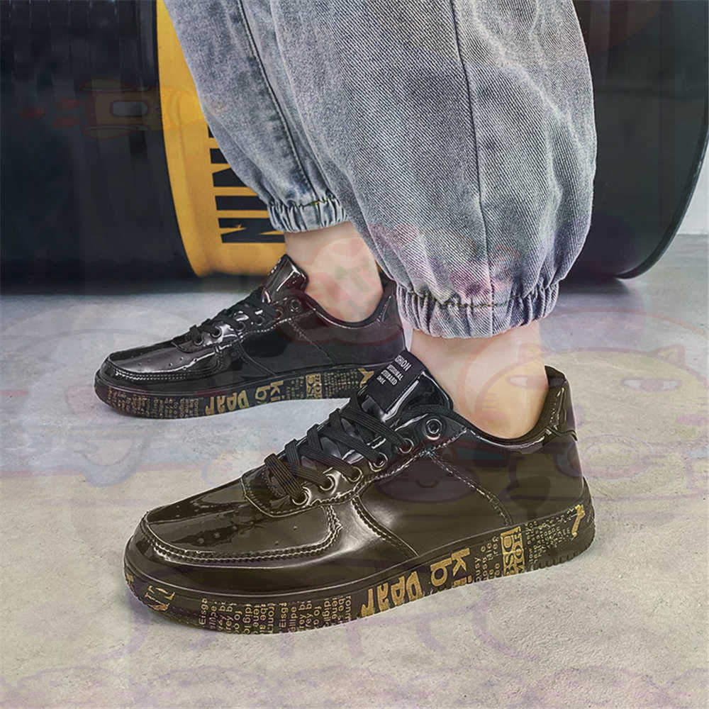 Round Foot Size 45 Sneakers Wh - Streetwear Brand Red ulasan dan harga