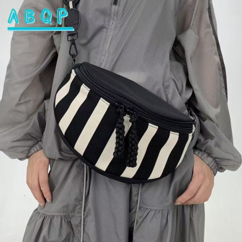 New Women's Crossbody Bag Luxu - Streetwear Brand Bag ulasan dan harga